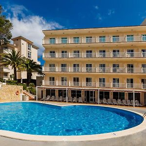 O7 Club Cala Ratajda